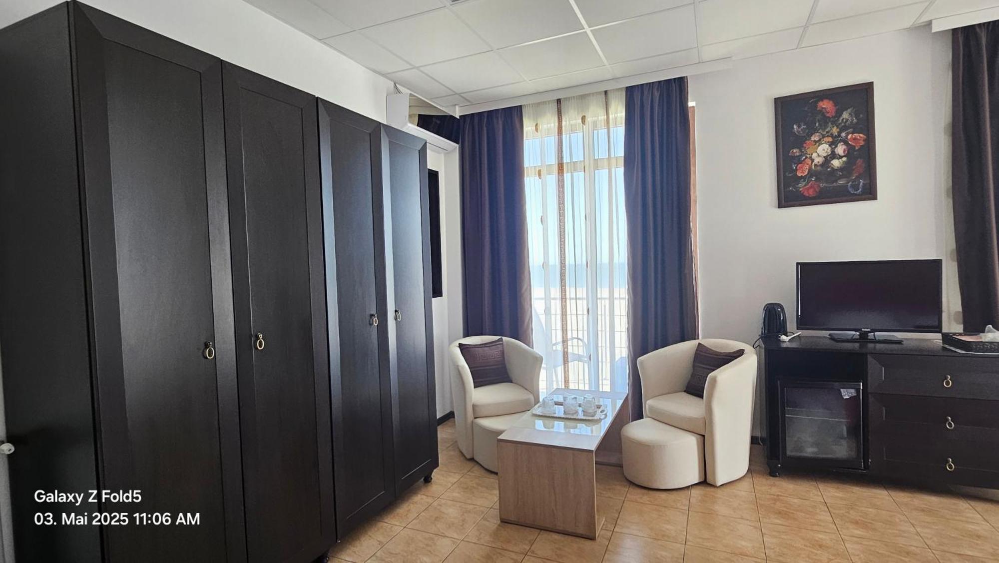 Hotel Solea Beach ママイア エクステリア 写真