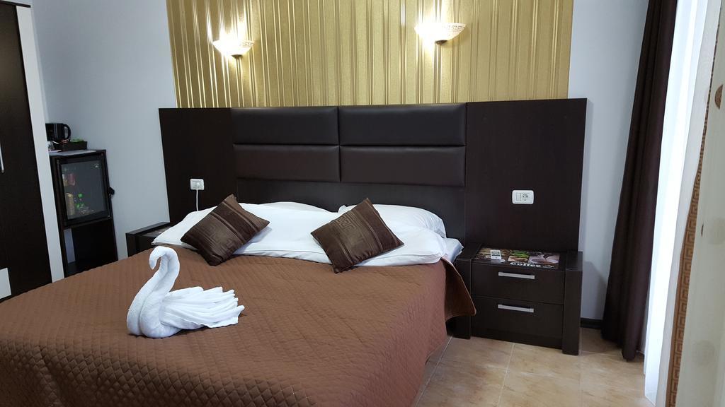 Hotel Solea Beach ママイア エクステリア 写真