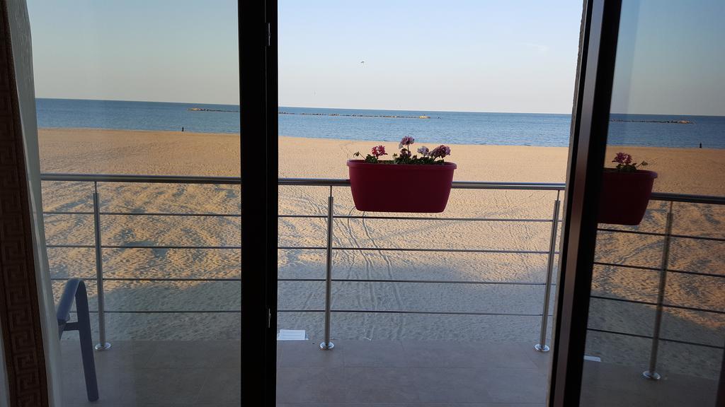Hotel Solea Beach ママイア エクステリア 写真