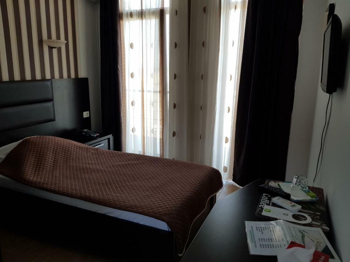 Hotel Solea Beach ママイア エクステリア 写真