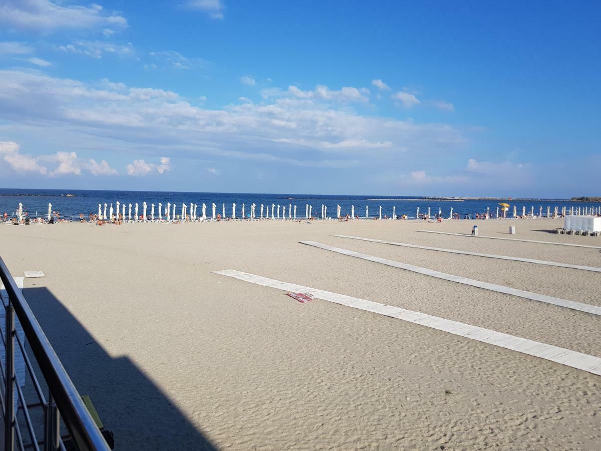 Hotel Solea Beach ママイア エクステリア 写真